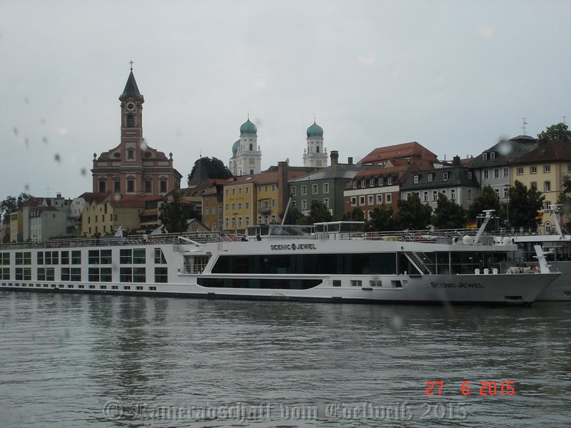 die Alte Donaulaende.jpg -                                